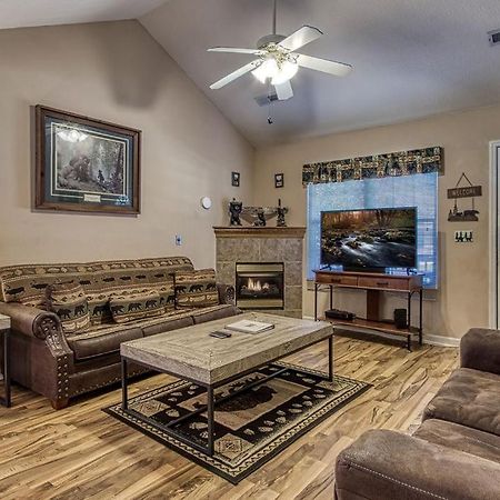 Rock Of Ages, Hot Tub, Game Room, Wifi, 1089 Free Tickets Each Paid Day, Dollywood And More Пиджен-Фордж Экстерьер фото