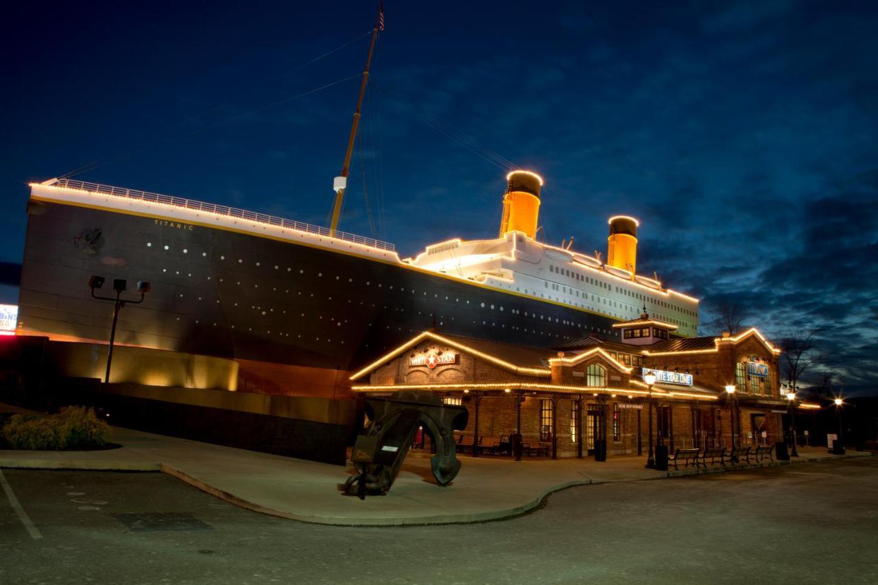 Rock Of Ages, Hot Tub, Game Room, Wifi, 1089 Free Tickets Each Paid Day, Dollywood And More Пиджен-Фордж Экстерьер фото
